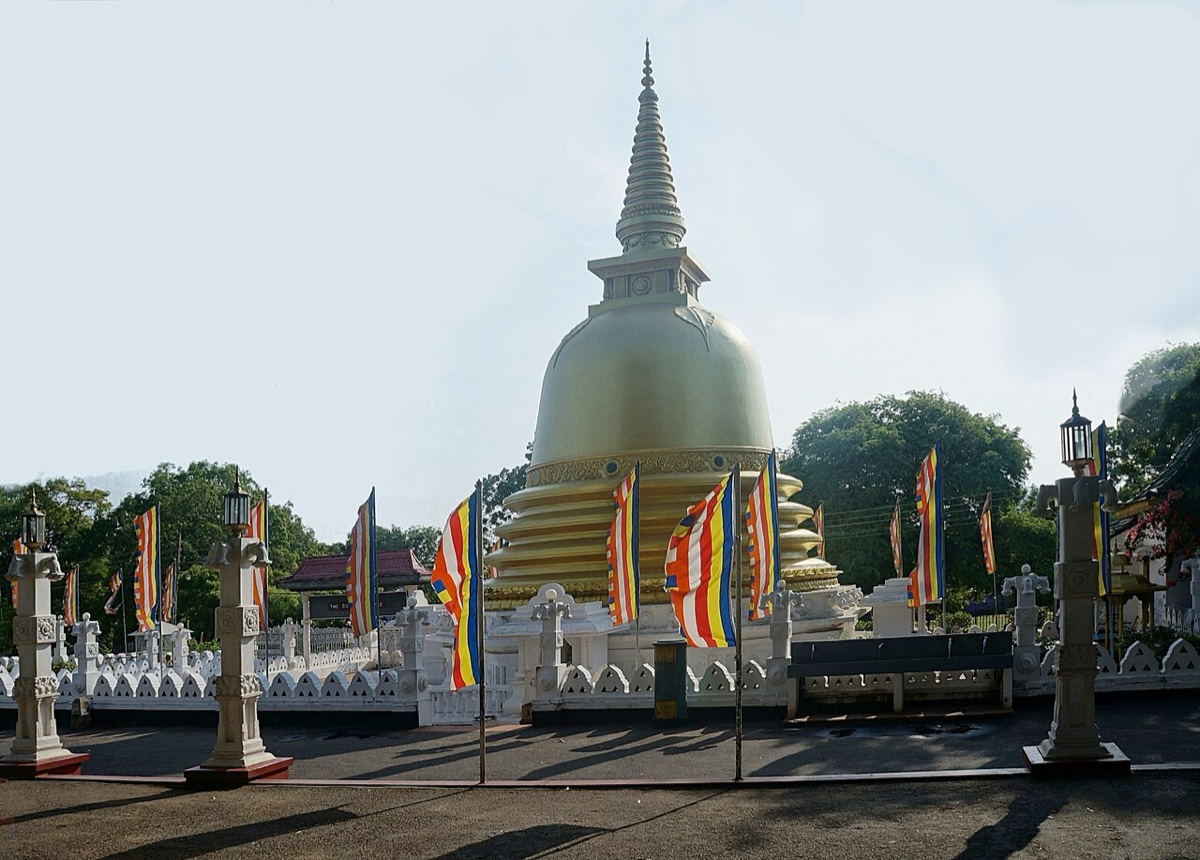 Dambulla Cave Temple