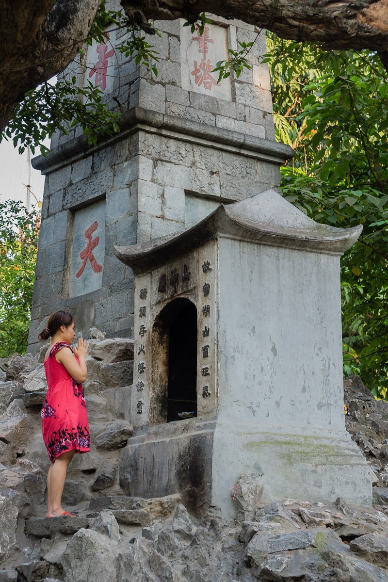 Hoan Kiem Lake & Ngoc Son Temple